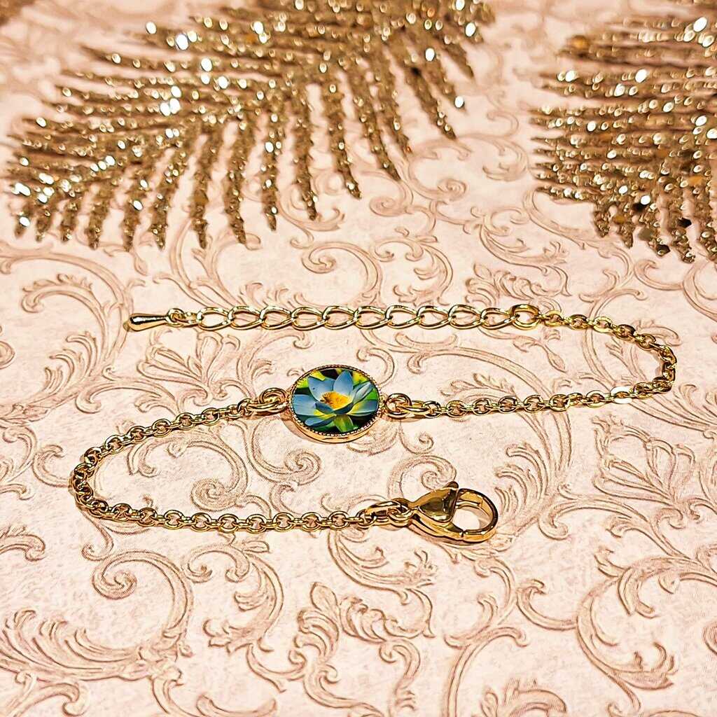 Bracelet fleur lotus resine acier inoxydable minimaliste dore lydee deco pose a plat