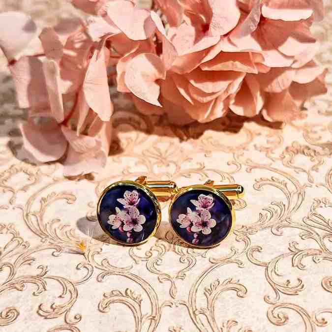 Boutons de manchettes fleur