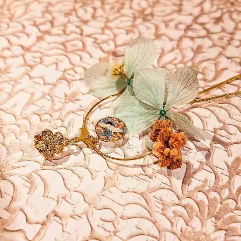 boucles créoles fleur hortensia gypsi resine oiseau japon lydee deco vert rose pastel 9b