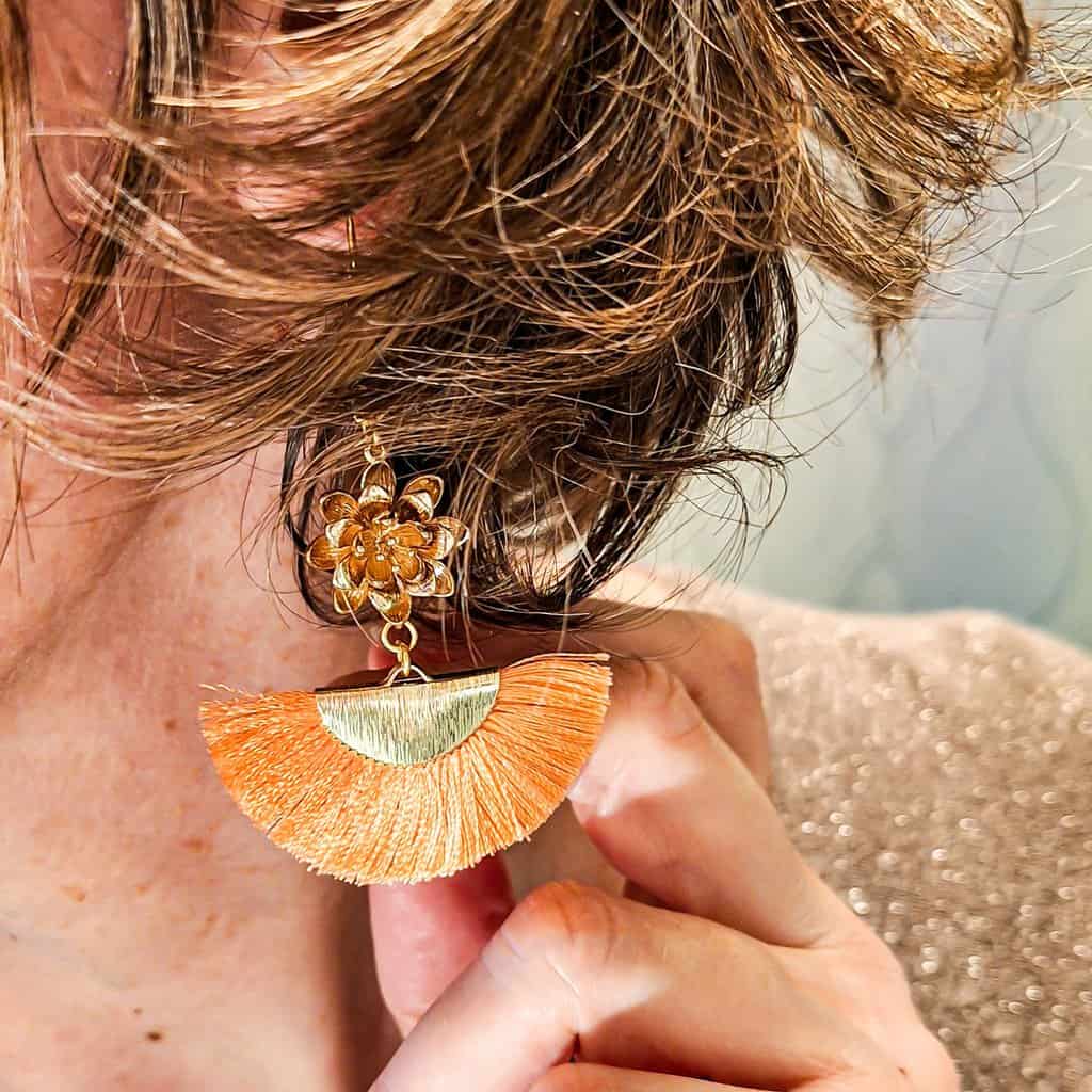 Boucles fleur & eventail pompon chic originales originales look stylé