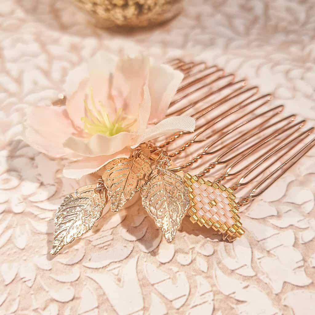 Peigne cerisier fleur feuille nature tissage perles sakura rose blanc lydee deco