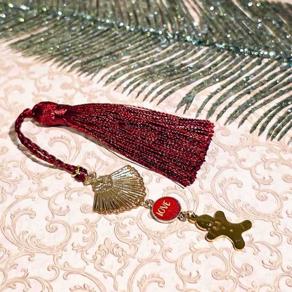 Marque-pages pain d’épice fait main accessoire de lecture artisanal au style chaleureux et hivernal