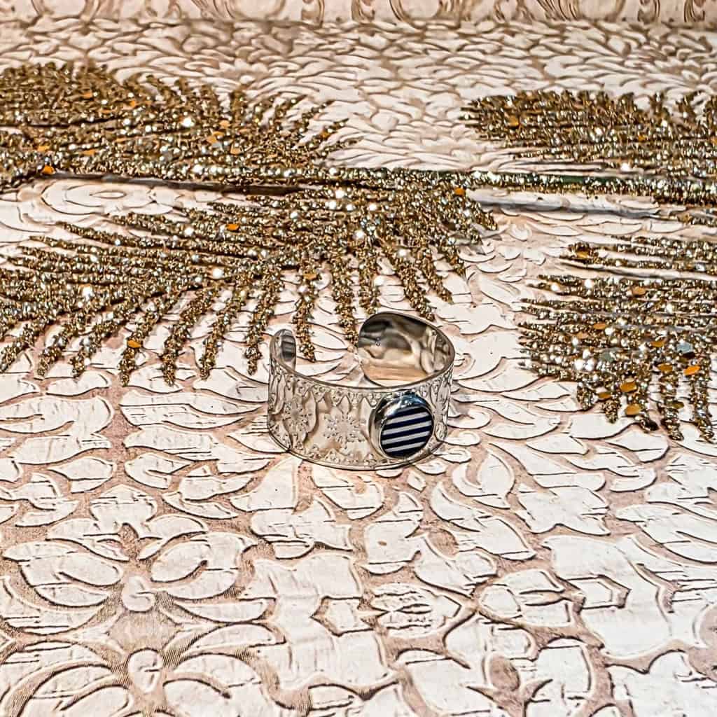 Bague ethnique reglable marin rayures resine lydee deco