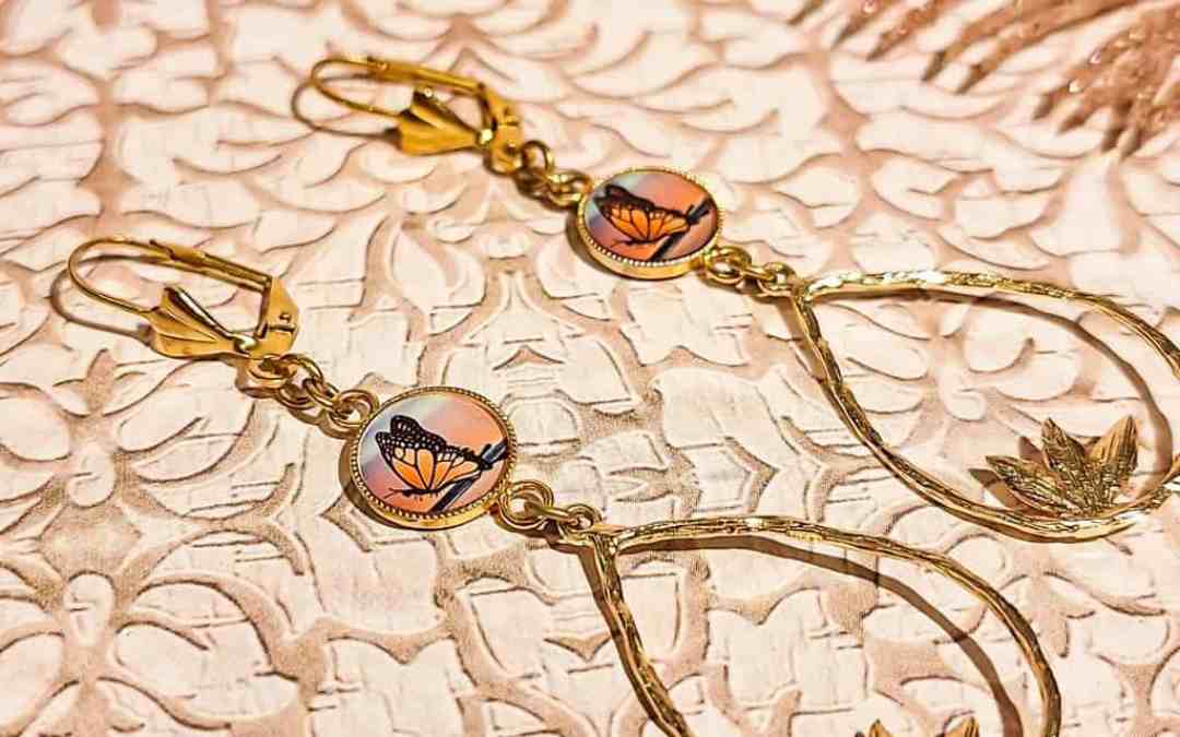 Boucles papillon perles