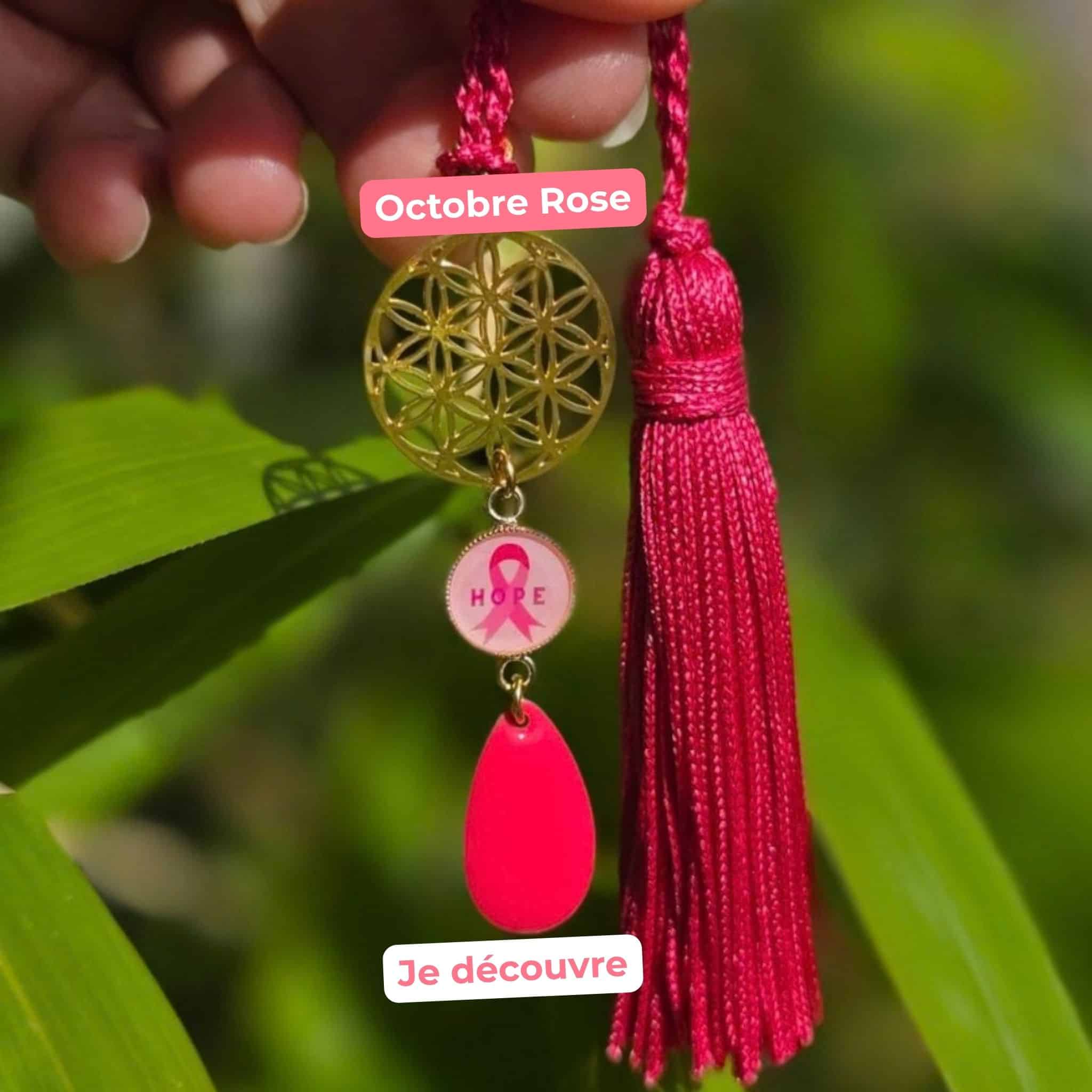 Accessoires et bijoux intemporels. Capsule octobre rose. Collections créée pour soutenir la lutte contre le cancer du sein.